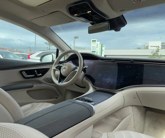 מרצדס EQS 2023 -  תא המטען
