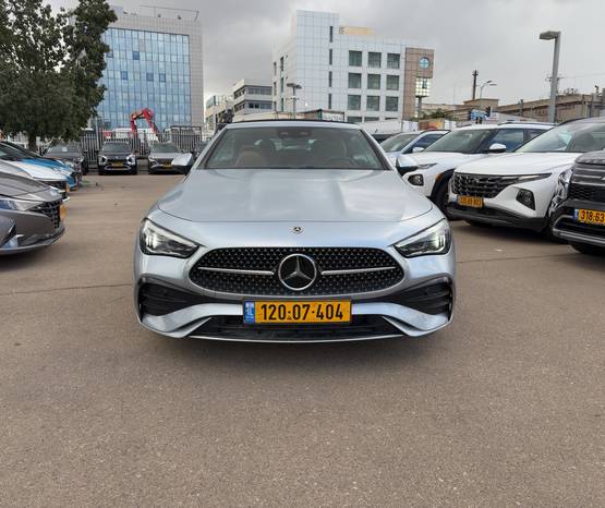 מרצדס CLE Cabrio 2025 -  מבט קדמי 