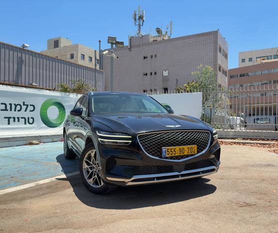 GENESIS GV70 2021 -  מבט קדמי 