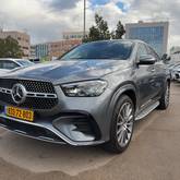 מבט צדדי כסוף כהה 2024מרצדס GLE Coupe