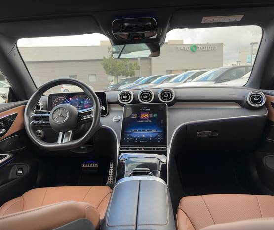 מרצדס CLE Cabrio 2025 -  פנים הרכב 