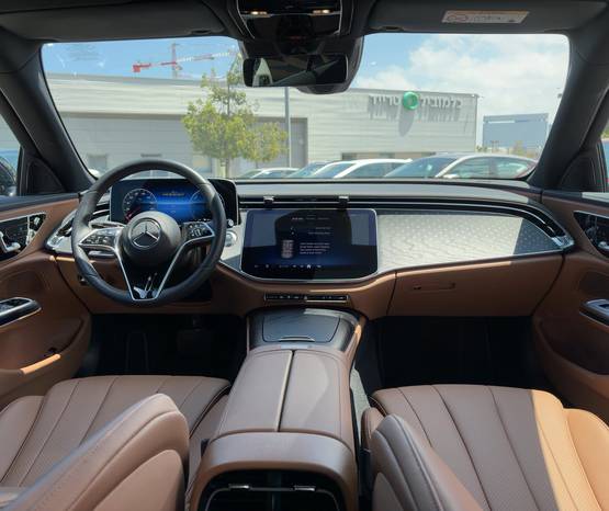 מרצדס E-Class (W214) 2026 -  פנים הרכב 