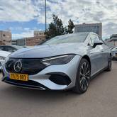 מבט צדדי כסף מטאלי 2024מרצדס EQE