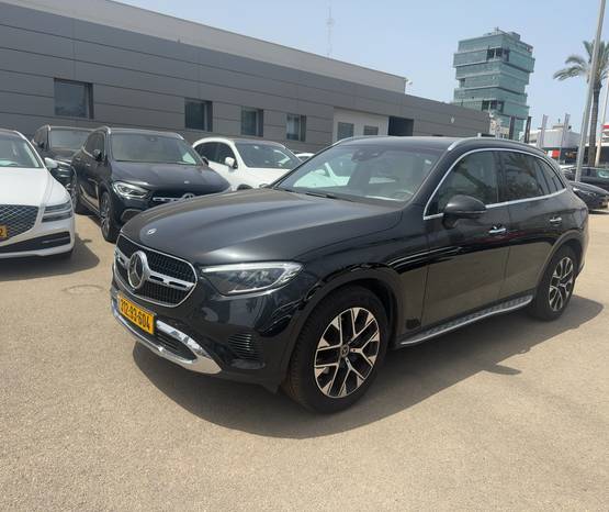 מרצדס GLC 2026 -  מבט צדדי 