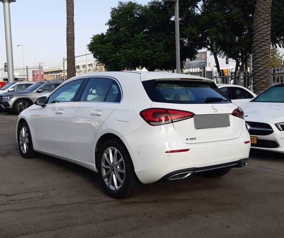 מרצדס A-Class 2020 -  מבט אחורי 