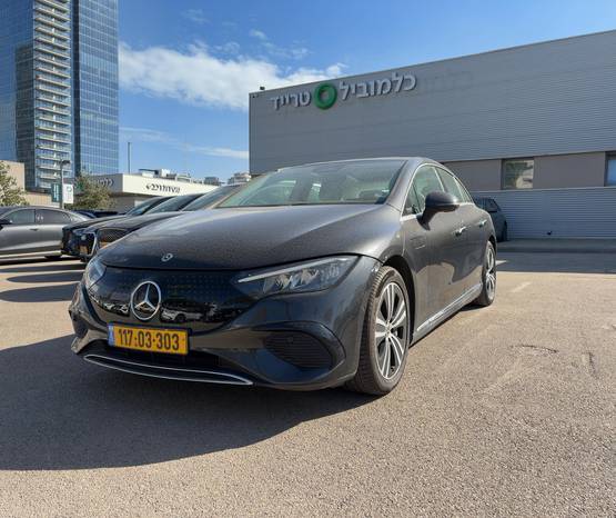 מרצדס EQE 2023 -  מבט צדדי 