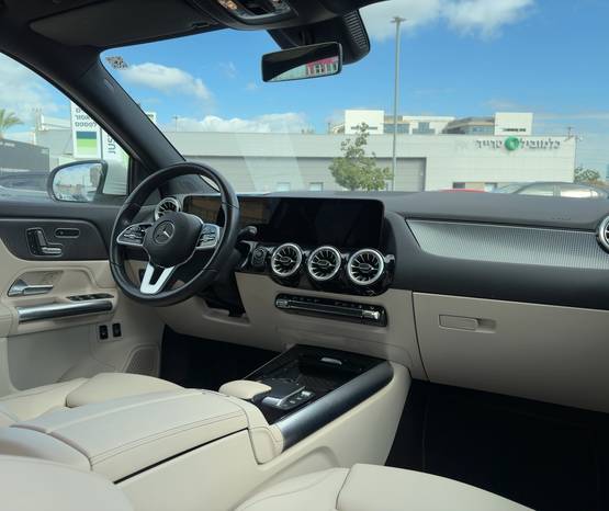 מרצדס GLA 2023 -  תא המטען
