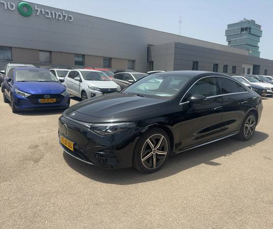 מרצדס CLA EQ 2025 -  מבט צדדי 