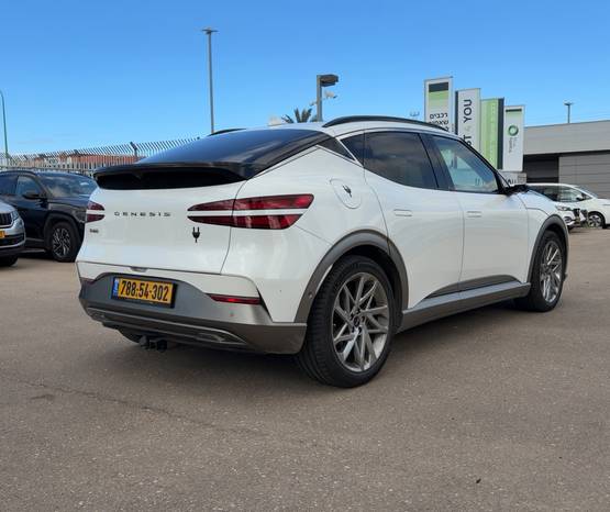 GENESIS GV60 2023 -  מבט אחורי 