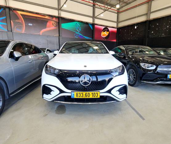מרצדס EQE SUV 2024 -  מבט קדמי 