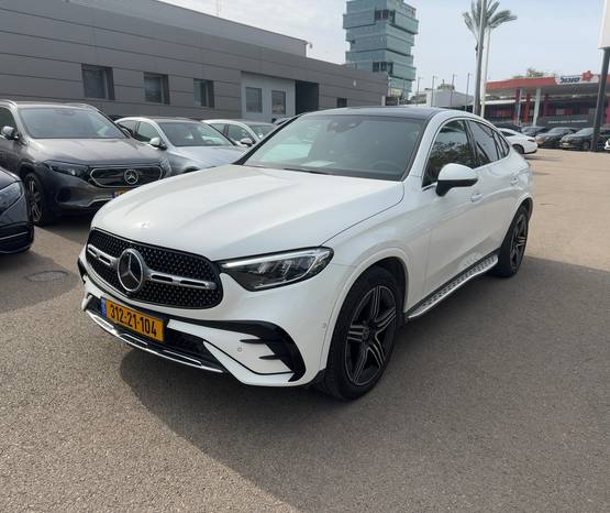 מרצדס GLC COUPE 2025 -  מבט צדדי 