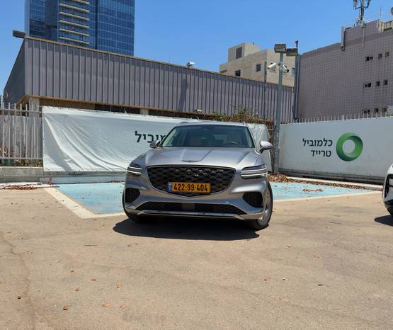GENESIS GV70 2026 -  מבט קדמי 