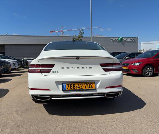 GENESIS G80 2023 -  מבט אחורי 
