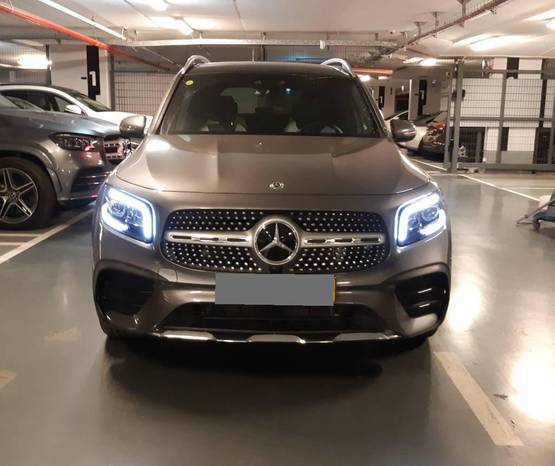 מרצדס GLB 2020 -  מבט קדמי 