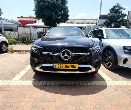 מרצדס GLC COUPE 2026 -  מבט קדמי 