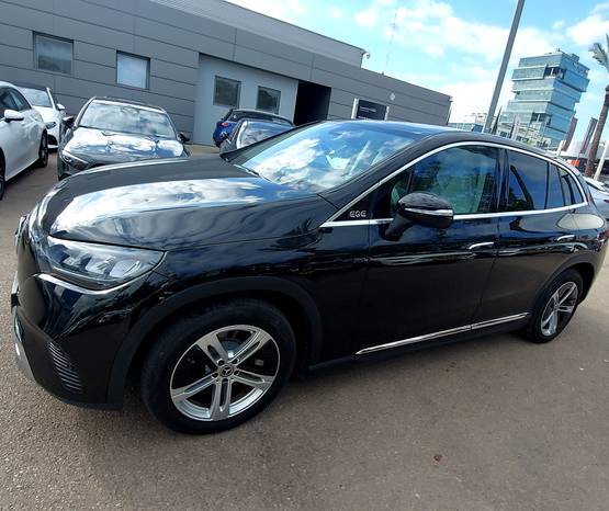 מרצדס EQE SUV 2024 -  מבט צדדי 