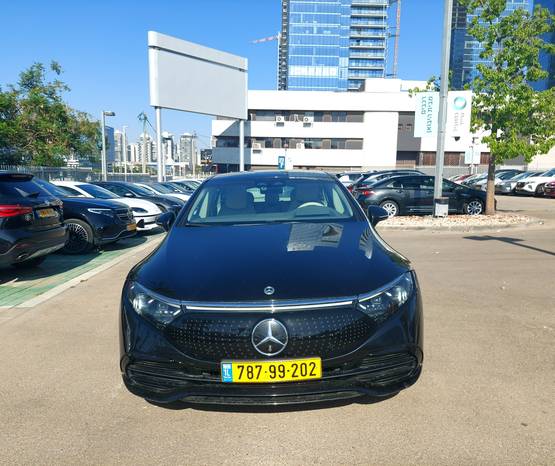 מרצדס EQS 2022 -  מבט קדמי 