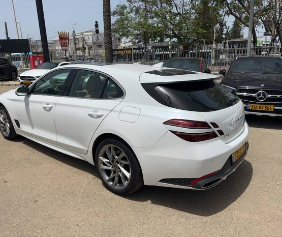 GENESIS G70 2024 -  מבט אחורי 