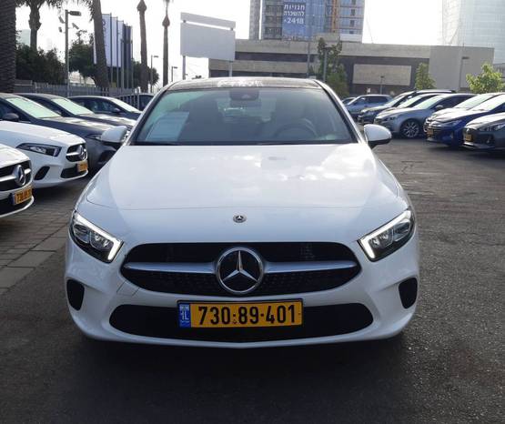 מרצדס A-Class 2020 -  מבט קדמי 