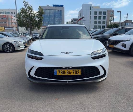 GENESIS GV60 2023 -  מבט קדמי 