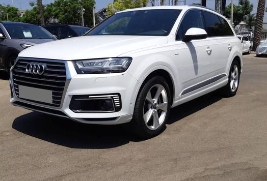 אאודי Q7 2018 Q7  None