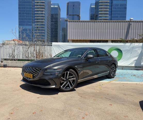 יונדאי GENESIS  G80 2026 -  מבט צדדי 