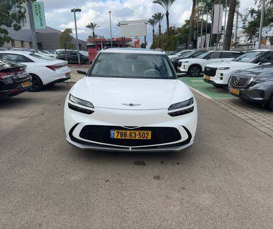 GENESIS GV60 2023 -  מבט קדמי 