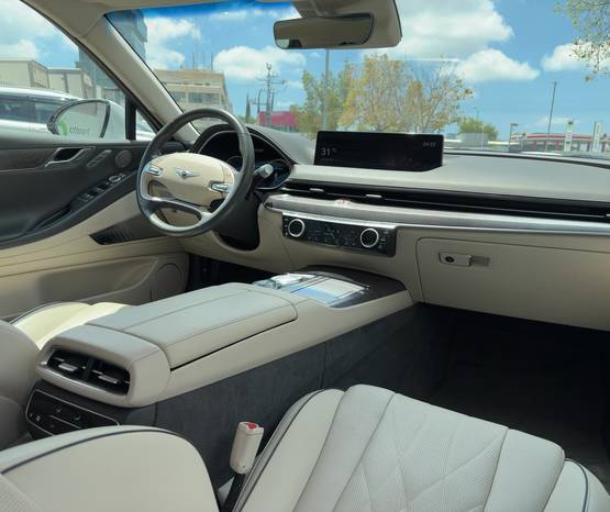 GENESIS G80 2022 -  תא המטען
