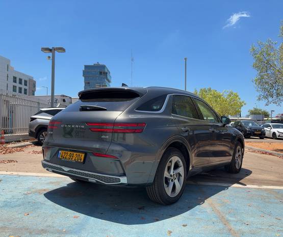 GENESIS GV70 2026 -  מבט אחורי 