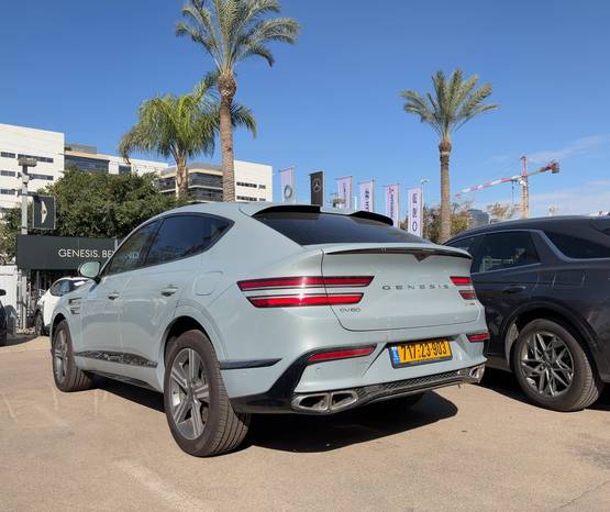 GENESIS GV80 2025 -  מבט אחורי 