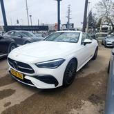 מבט צדדי לבן 2025מרצדס CLE Cabrio