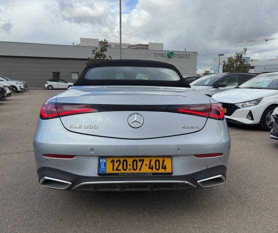 מרצדס CLE Cabrio 2025 -  מבט אחורי 