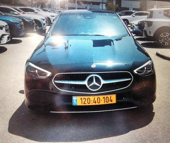 מרצדס C-Class 2025 -  מבט קדמי 