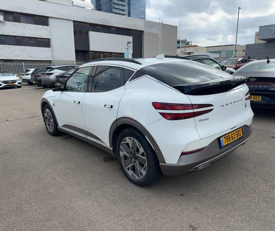 GENESIS GV60 2023 -  מבט אחורי 
