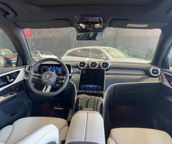 מרצדס GLC COUPE 2026 -  פנים הרכב 