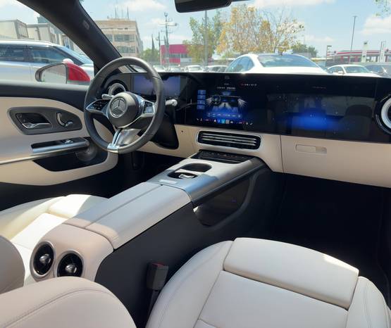 מרצדס CLA EQ 2025 -  פנים הרכב 