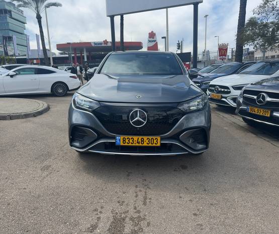 מרצדס EQE SUV 2024 -  מבט קדמי 