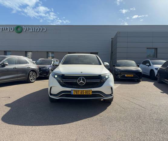מרצדס EQC 2021 -  מבט קדמי 