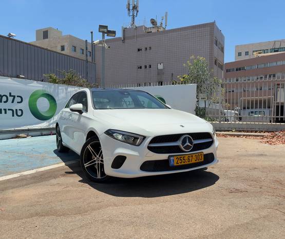 מרצדס A-Class 2023 -  מבט קדמי 