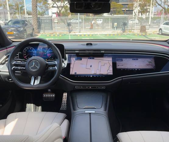 מרצדס E-Class (W214) 2024 -  פנים הרכב 