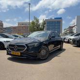 מבט צדדי שחור 2025מרצדס E-Class (W214)