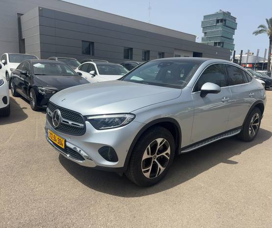 מרצדס GLC COUPE 2026 -  מבט צדדי 