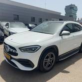 מבט צדדי לבן 2023מרצדס יבוא אישי