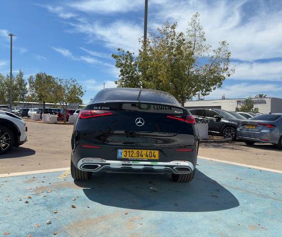 מרצדס GLC COUPE 2026 -  מבט אחורי 