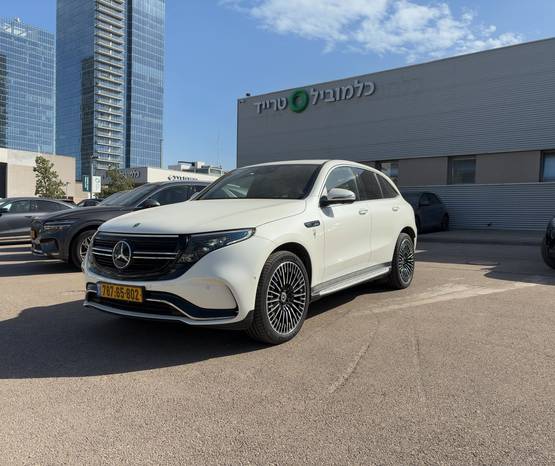 מרצדס EQC 2021 -  מבט צדדי 