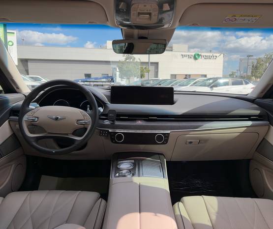 GENESIS G80 2021 -  פנים הרכב 