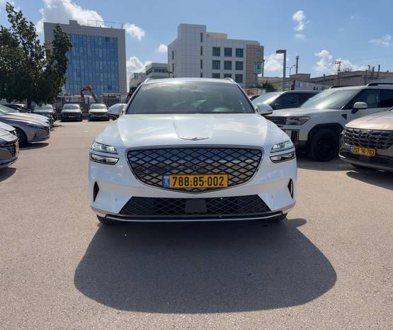 GENESIS GV70 EV 2023 -  מבט קדמי 