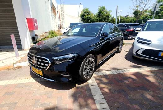 מרצדס E300 2025 E-Class (W214)  None