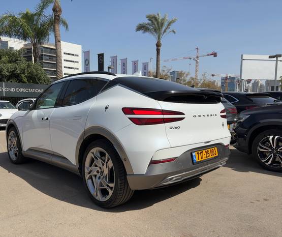 GENESIS GV60 2025 -  מבט אחורי 