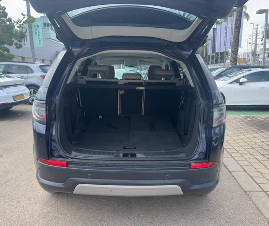 רובר דיסקברי 2021 -  תא המטען
